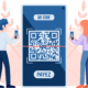 deux clients utilisent leur smartphone pour payer avec un QR Code